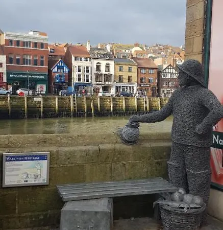 Silverwood Apartment, * ويتبي