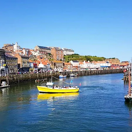 公寓 Silverwood Apartment, *