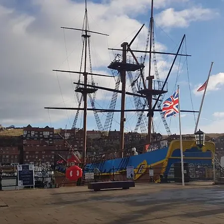 Silverwood Apartment, * 惠特比