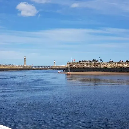 Silverwood Apartment, 公寓