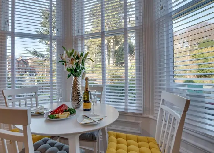 Silverwood Apartment, Уитби