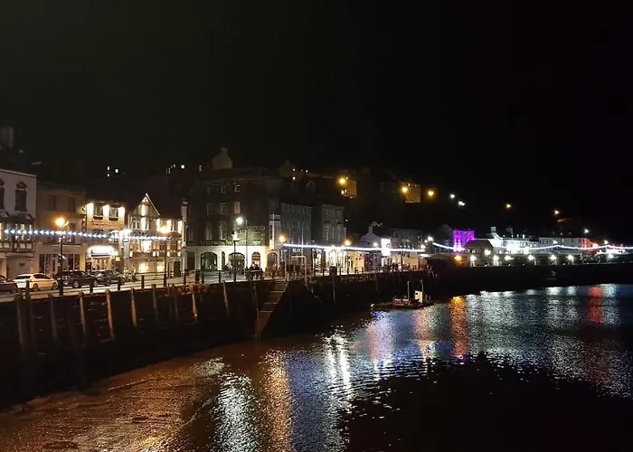 Апартаменты Silverwood Apartment,